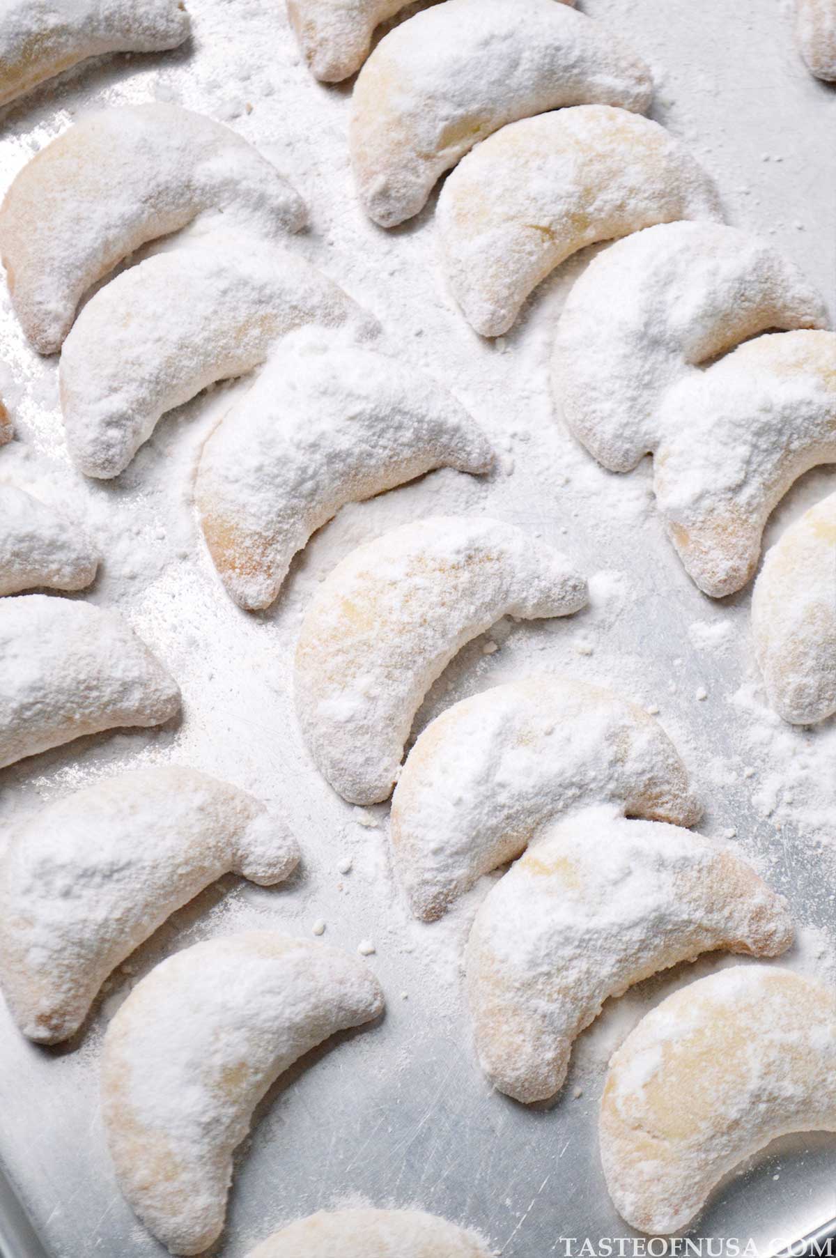 kue putri salju or snow white cookies or snowball cookies made with ground cashews