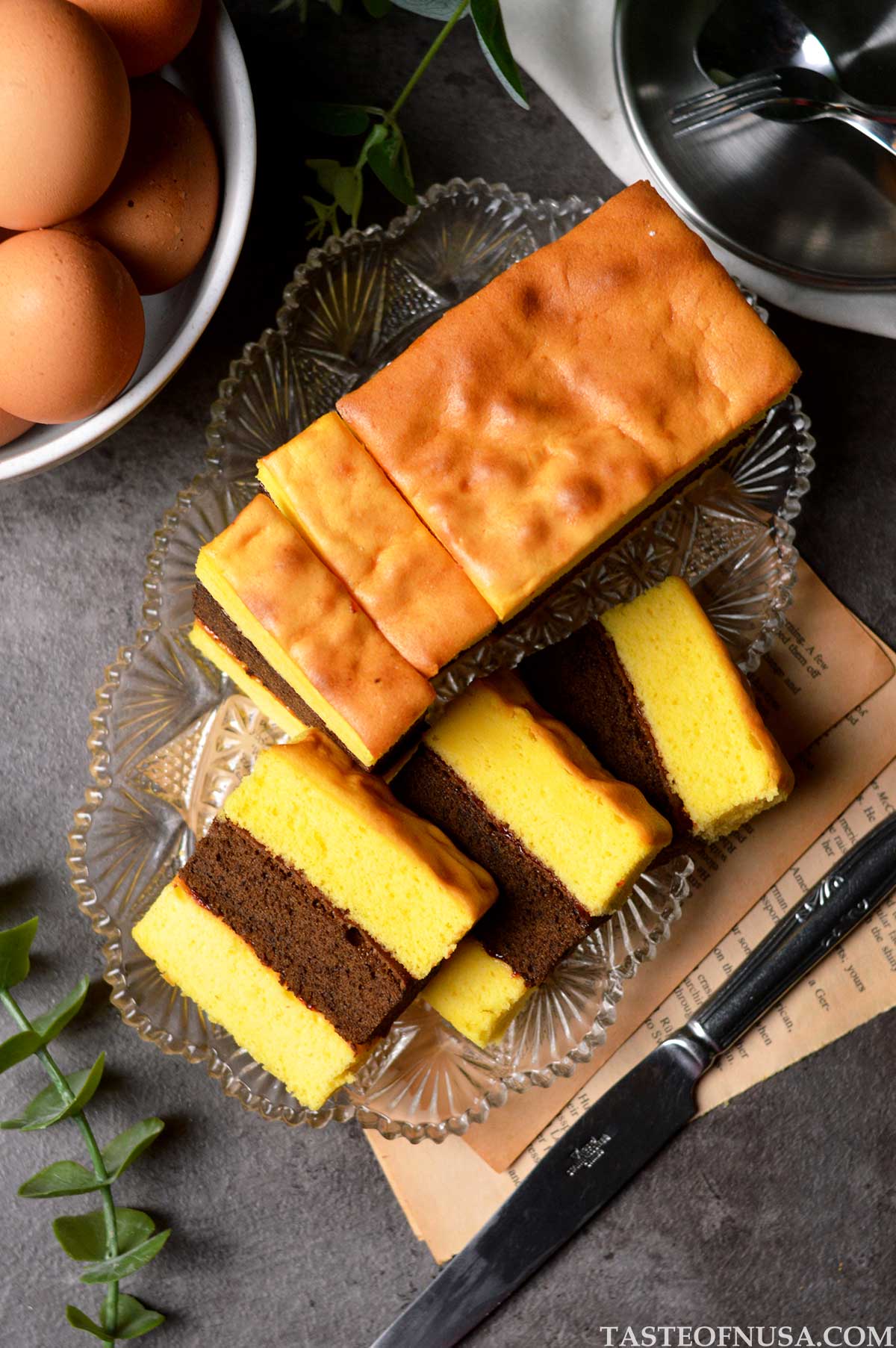 kue lapis surabaya or surabaya layer cake or spikoe is indonesian sponge cake that consists of a layer of chocolate cake sandwiched between 2 layers of vanilla cake